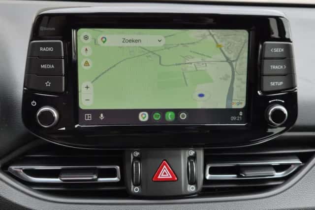 Hyundai i30 (2021) thumbnail 5