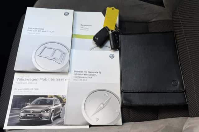 Volkswagen Golf (2016) thumbnail 6