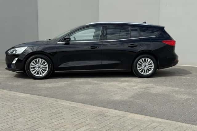 Ford Focus (2019) thumbnail 6