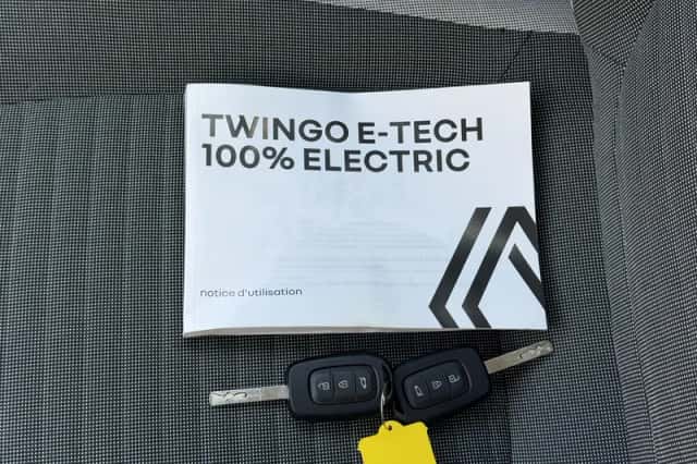 Renault Twingo (2024) thumbnail 4