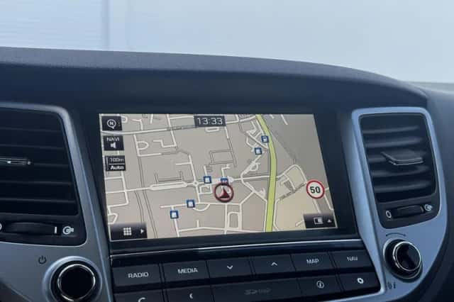 Hyundai Tucson (2017) thumbnail 4