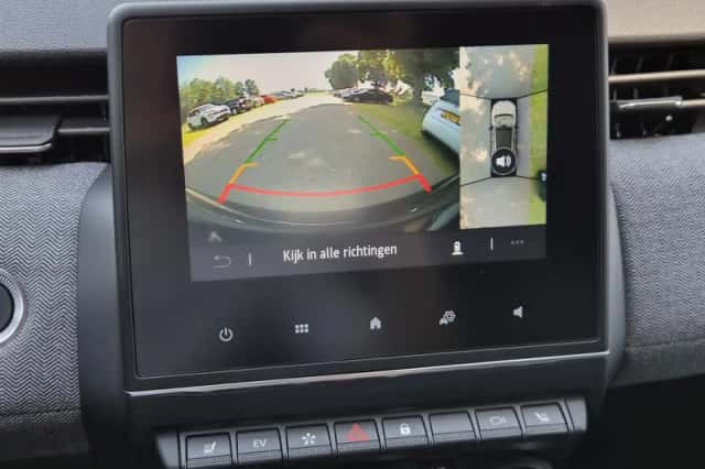 Renault Clio (2025) thumbnail 4