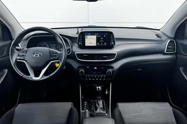 Hyundai Tucson (2019) thumbnail 2