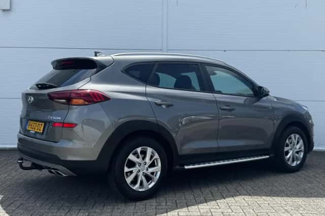Hyundai Tucson (2019) thumbnail 3