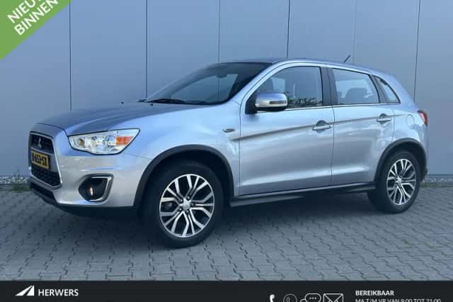 Mitsubishi ASX (2017) thumbnail 1