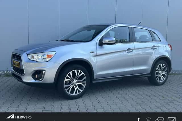 Mitsubishi ASX (2017) thumbnail 1