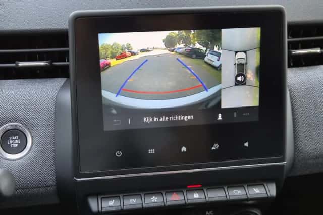 Renault Clio (2025) thumbnail 4