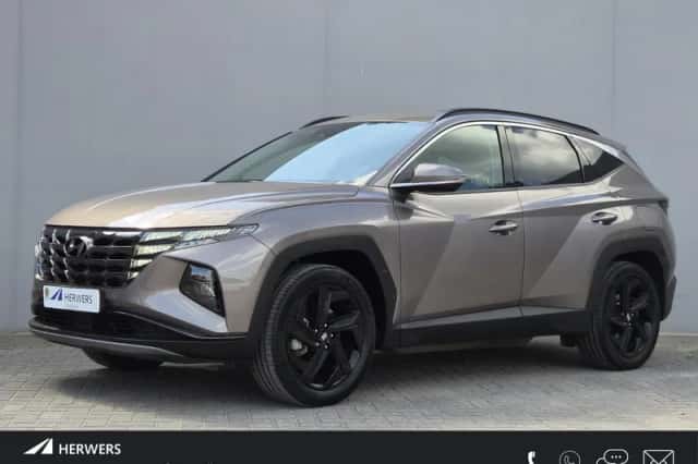 Hyundai Tucson (2023) thumbnail 1