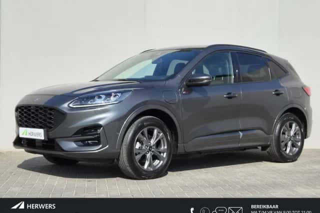 Ford Kuga (2023) thumbnail 1