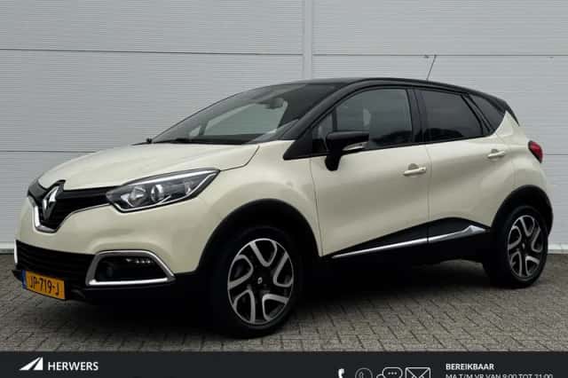 Renault Captur (2016) thumbnail 1