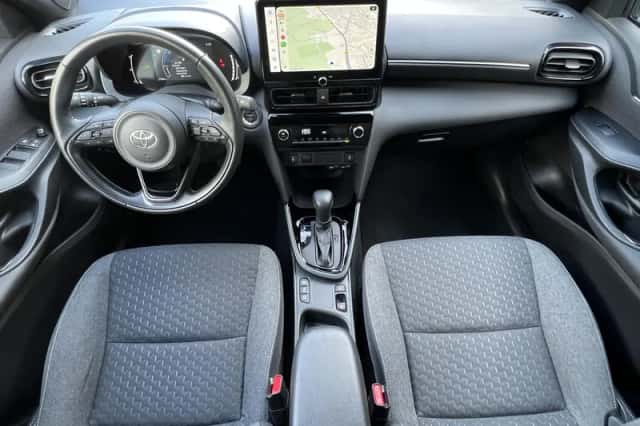 Toyota Yaris Cross (2025) thumbnail 2