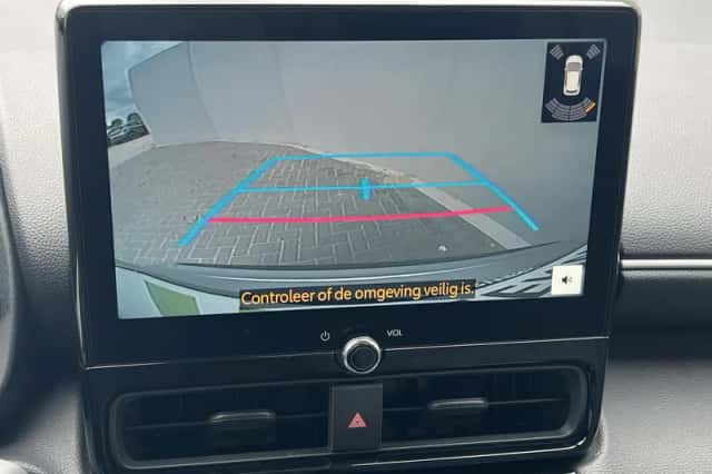 Toyota Yaris Cross (2025) thumbnail 5