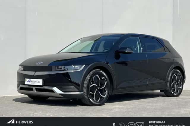 Hyundai Ioniq 5 (2023) thumbnail 1