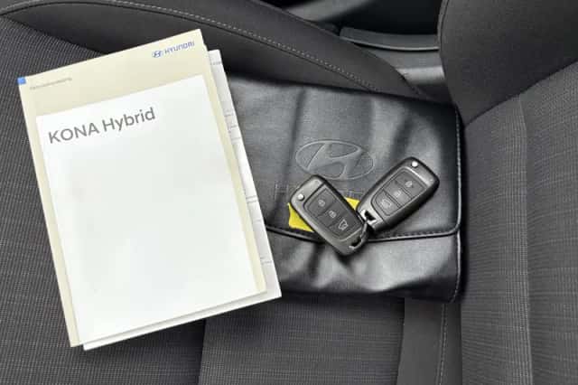Hyundai Kona (2023) thumbnail 5
