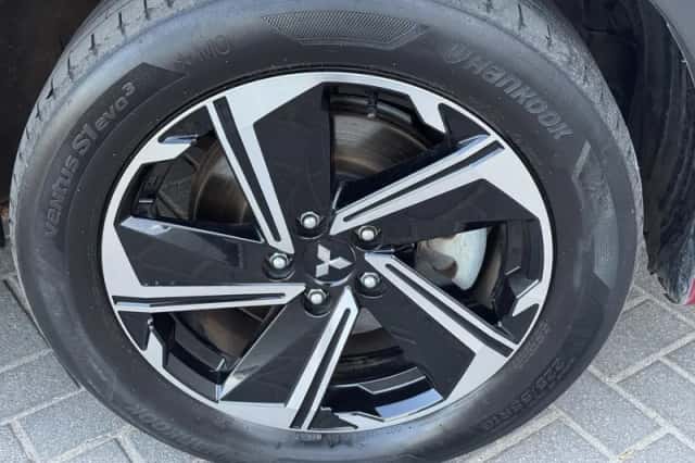 Mitsubishi Eclipse Cross (2022) thumbnail 4