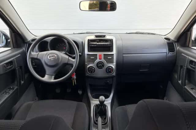Daihatsu Terios (2006) thumbnail 2
