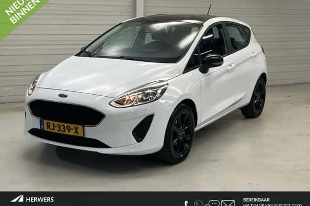 Ford Fiesta (2017) thumbnail 1