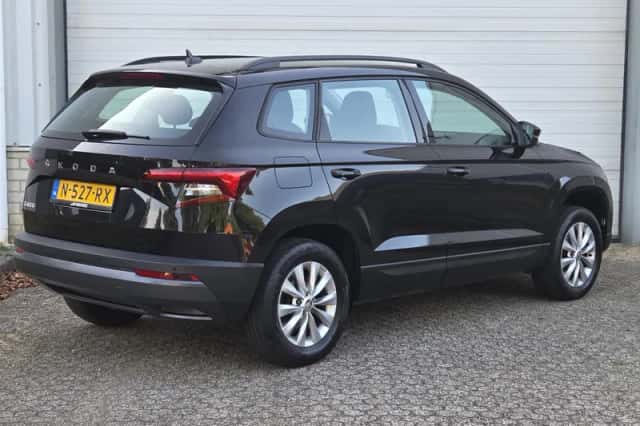 Škoda Karoq (2021) thumbnail 3