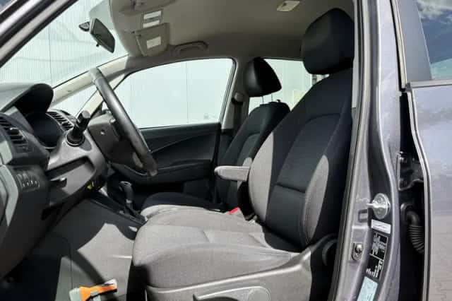 Hyundai ix20 (2016) thumbnail 5
