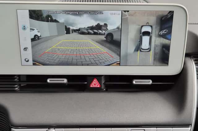 Hyundai Ioniq 5 (2023) thumbnail 5
