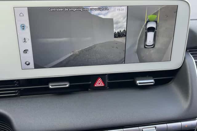 Hyundai Ioniq 5 (2023) thumbnail 6