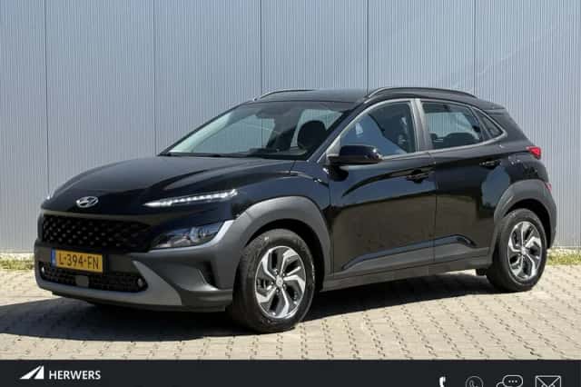 Hyundai Kona (2021) thumbnail 1