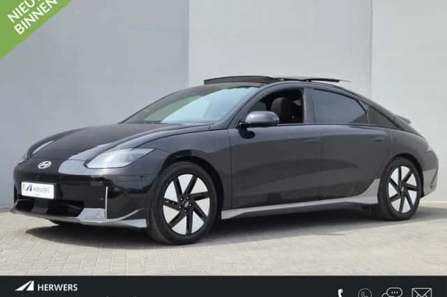 Hyundai Ioniq 6 (2023) thumbnail 1