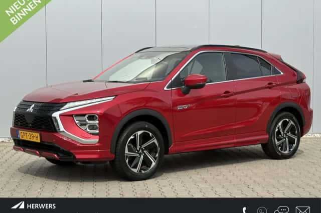 Mitsubishi Eclipse Cross (2022) thumbnail 1