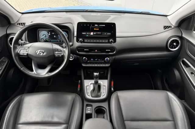 Hyundai Kona (2021) thumbnail 2