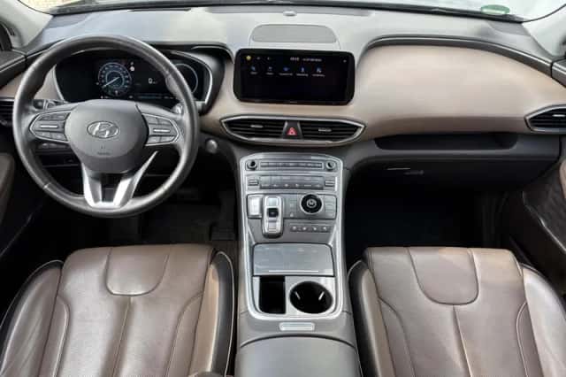 Hyundai Santa Fe (2020) thumbnail 2