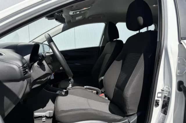 Hyundai i20 (2023) thumbnail 5