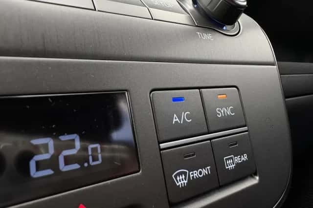 Hyundai Kona Electric (2026) thumbnail 4