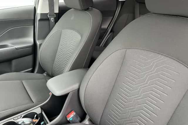 Hyundai Kona Electric (2026) thumbnail 6