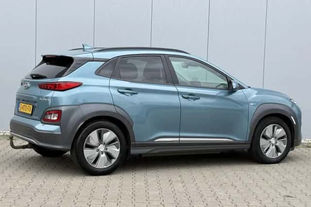 Hyundai Kona (2019) thumbnail 3