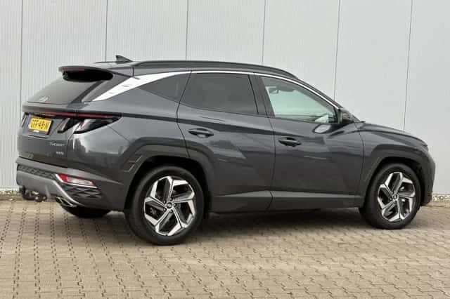 Hyundai Tucson (2023) thumbnail 3