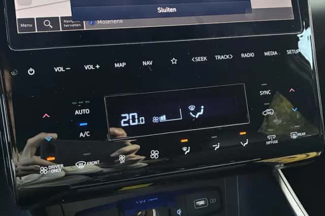 Hyundai Tucson (2022) thumbnail 4