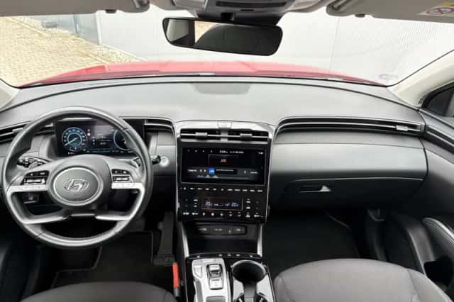 Hyundai Tucson (2021) thumbnail 2