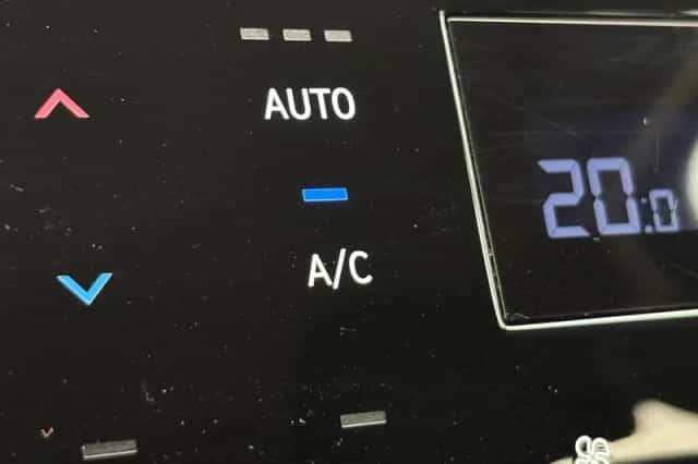 Hyundai Tucson (2021) thumbnail 4
