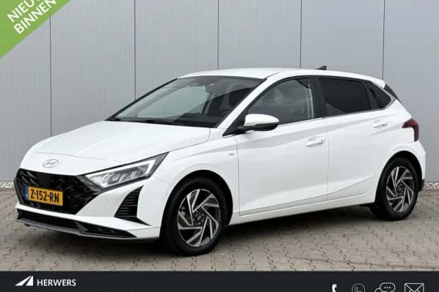 Hyundai i20 (2024) thumbnail 1
