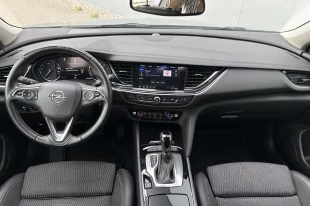 Opel Insignia Sports Tourer (2020) thumbnail 2