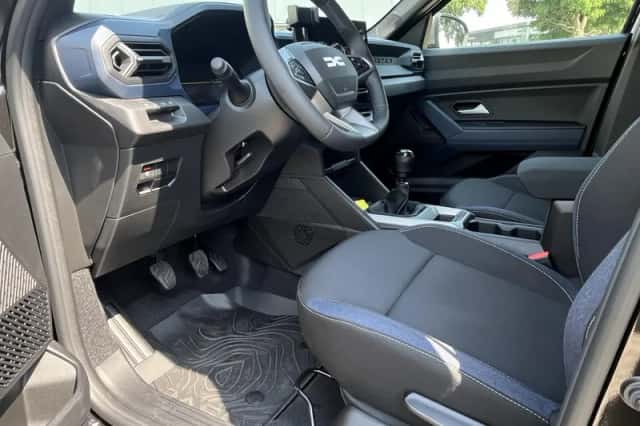 Dacia Duster (2026) thumbnail 5