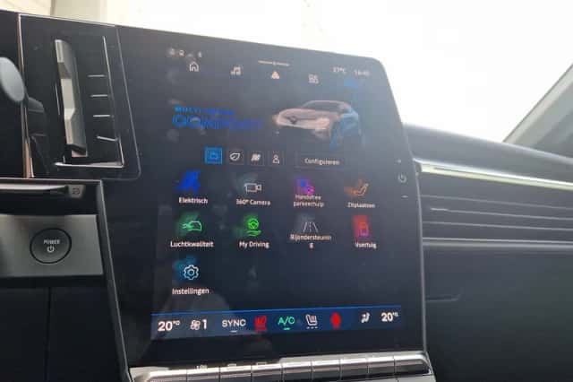 Renault Mégane E-Tech (2026) thumbnail 33