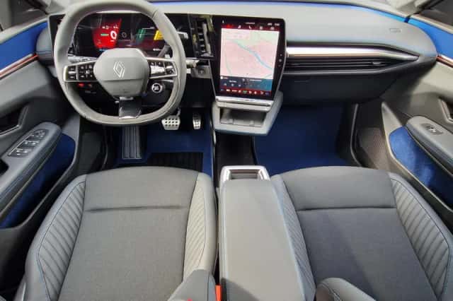 Renault Scénic (2026) thumbnail 2
