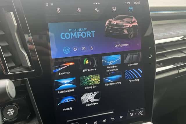 Renault Espace (2023) thumbnail 25