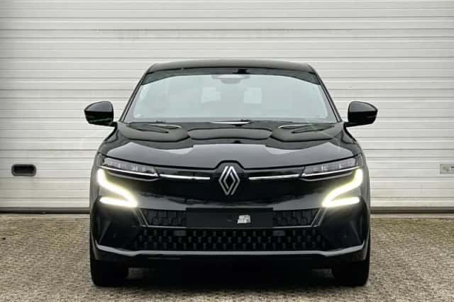 Renault Mégane E-Tech (2026) thumbnail 9