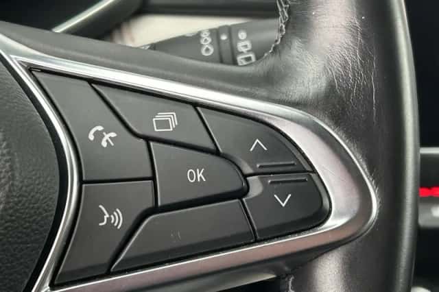 Renault Captur (2021) thumbnail 21