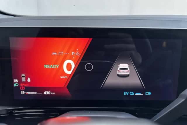 Renault Austral (2025) thumbnail 31