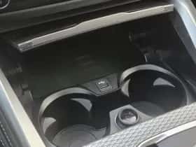 BMW i4 (2024) thumbnail 45