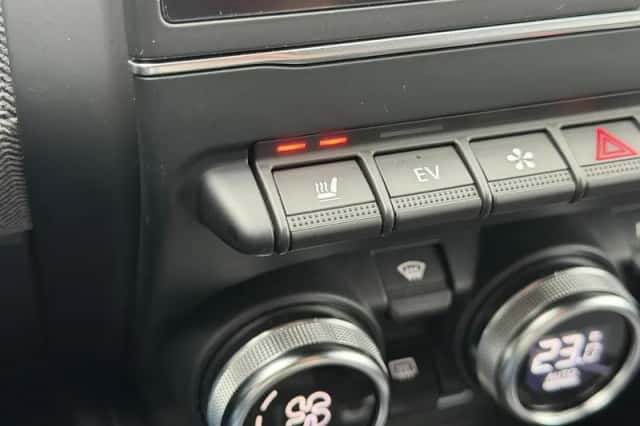 Renault Clio (2025) thumbnail 8