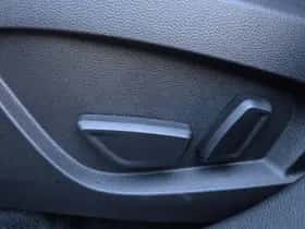 Renault Captur (2024) thumbnail 40